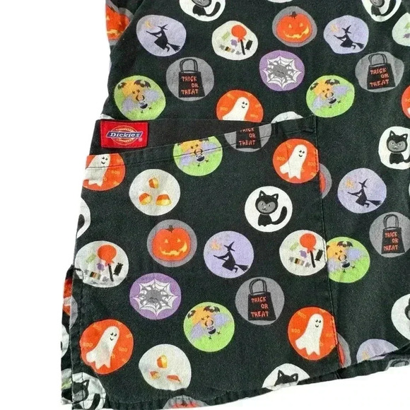 Dickies Women's Small Halloween Scrub Top with 2 Pockets Fun Print - Picture 2 of 9